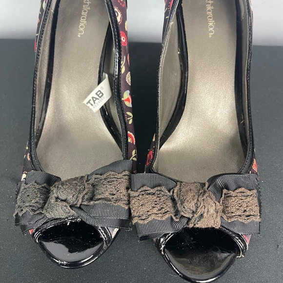 00s Floral Pumps - Picture 5 of 7